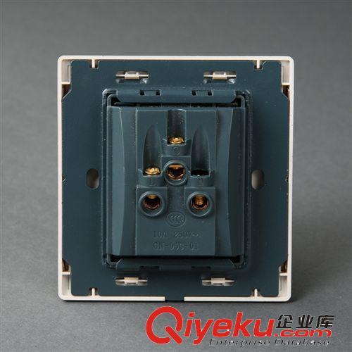 五孔插座-温州奇银电器有限公司提供五孔插座的相关介绍,产品,服务